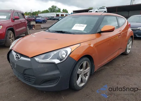 2012 Hyundai Veloster Base W/Black z USA, uszkodzony, nr VIN KMHTC6AD3CU057620